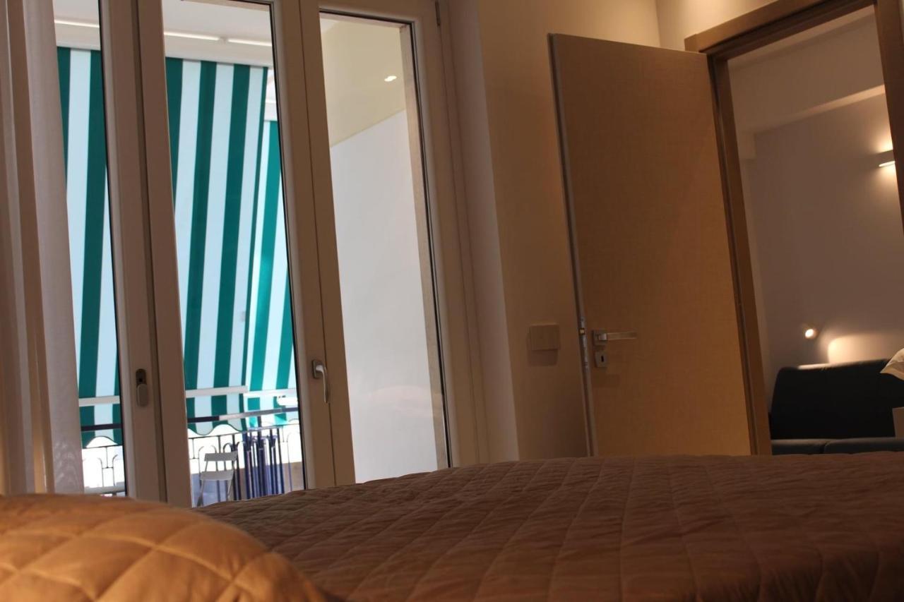 Divina Holiday - Rooms Maiori Exteriör bild