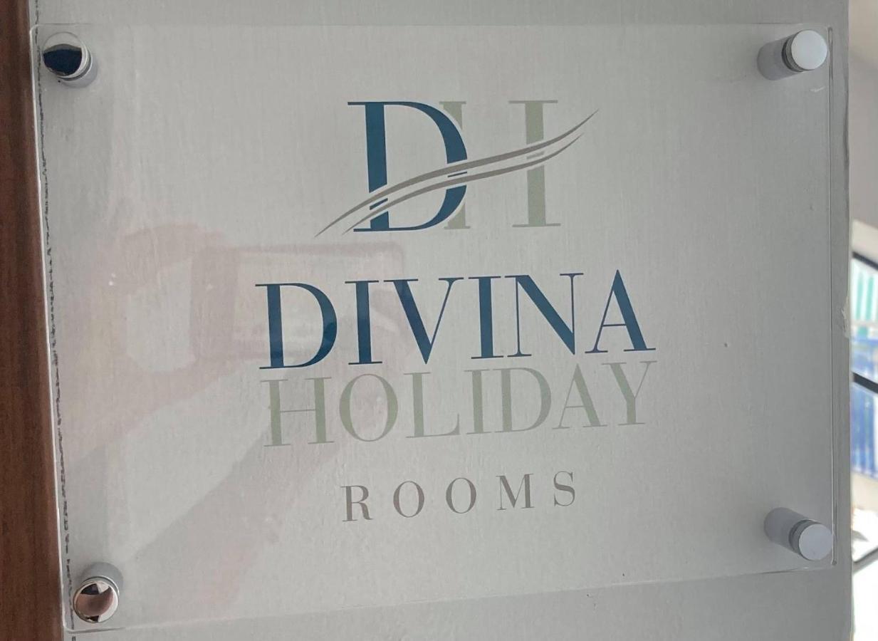 Divina Holiday - Rooms Maiori Exteriör bild